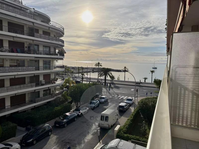 Appartement - 83 m² - 4 pièces