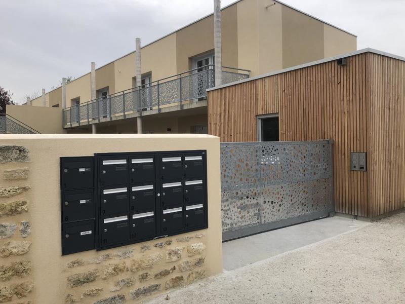 Studio - 25 m² - 1 pièce