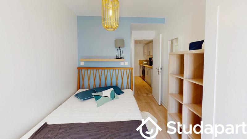 Chambre - 13 m² - 1 pièce