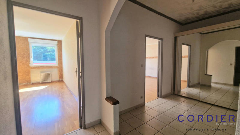 Appartement - 97 m² - 4 pièces