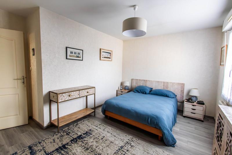 Maison traditionnelle - 104 m² - 5 pièces