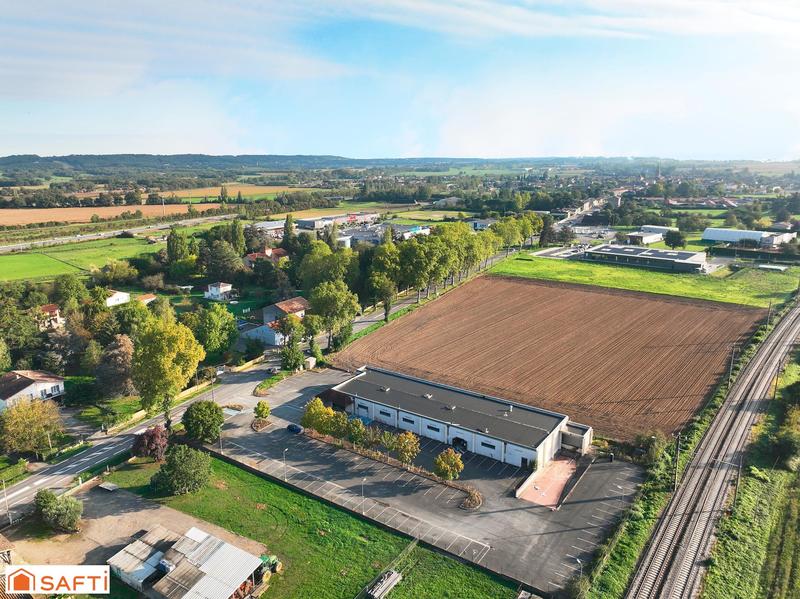 Local commercial - 255 m² - 1 pièce