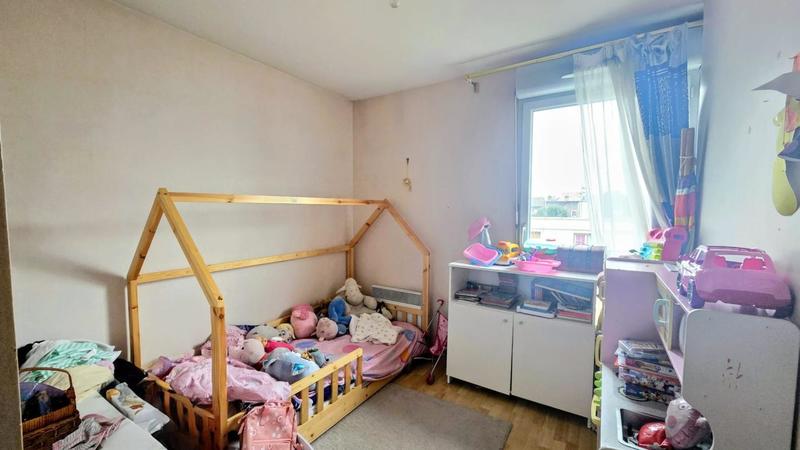 Appartement ancien - 74 m² - 3 pièces