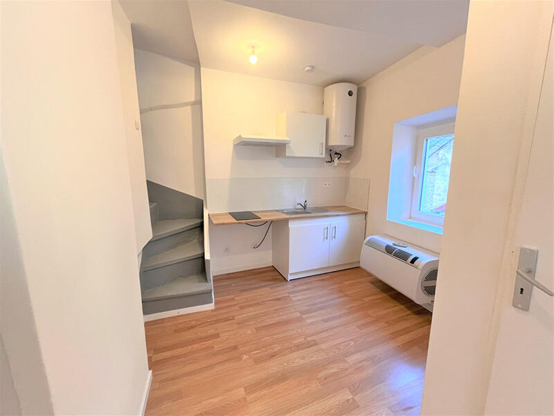 Immeuble - 68 m² - 5 pièces