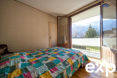 Appartement - 91 m² - 6 pièces