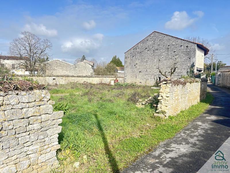 Maison de village - 95 m² - 1 pièce