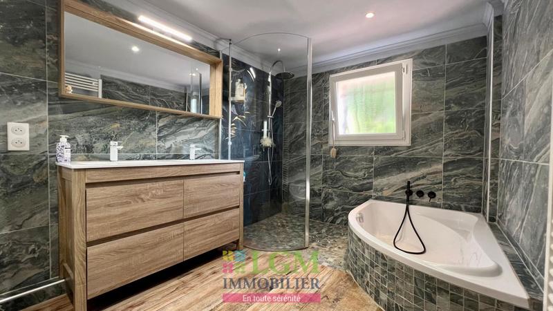 Maison - 175 m² - 4 pièces