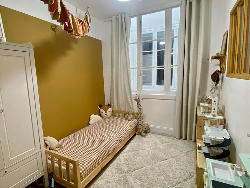 Appartement - 92 m² - 4 pièces