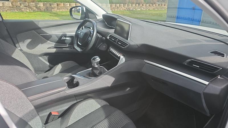 Peugeot 3008 1.5 BlueHDi 130 Allure - Entretien constructeur