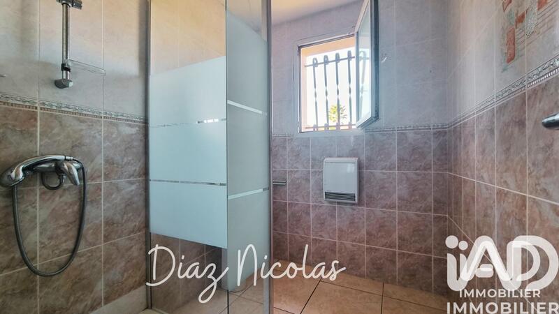 Maison - 245 m² - 5 pièces