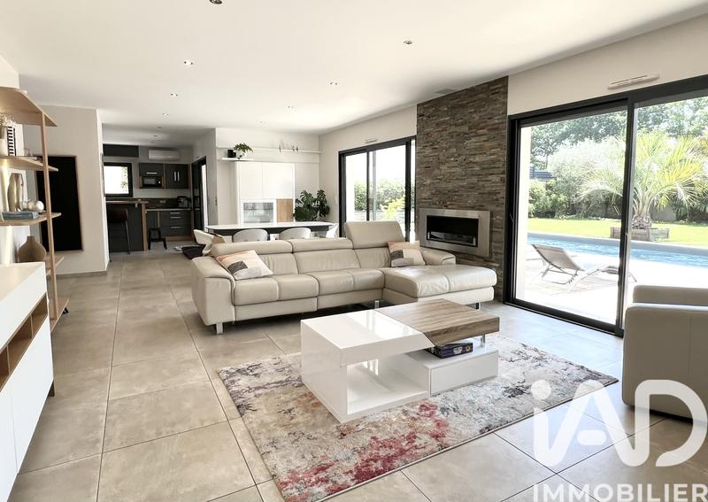 Maison - 189 m² - 7 pièces