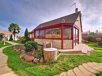 Maison - 206 m² - 9 pièces