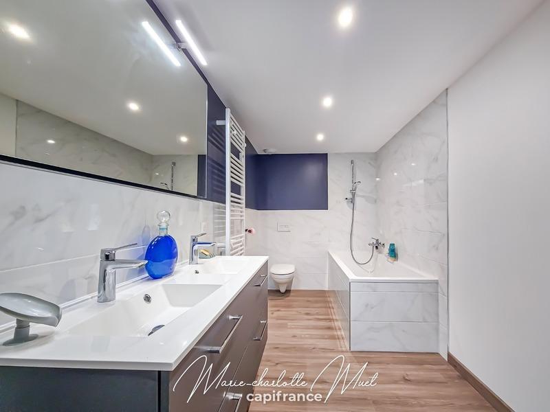 Maison de ville - 139 m² - 4 pièces