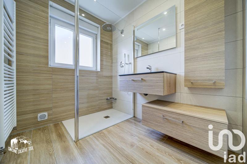 Maison de village - 180 m² - 7 pièces