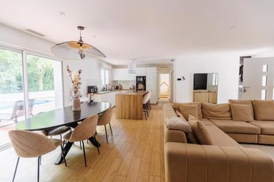 Maison - 103 m² - 4 pièces