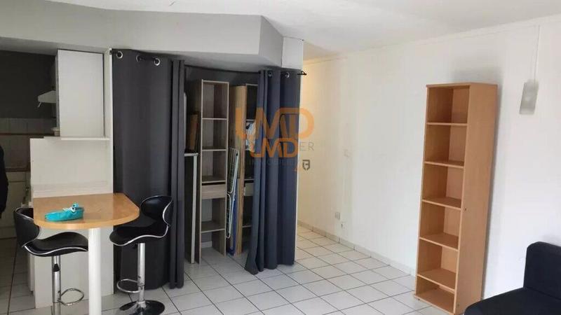 Studio - 34 m² - 1 pièce