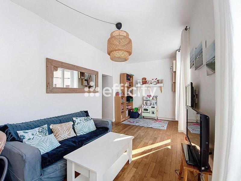 Appartement - 46 m² - 2 pièces