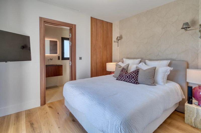 Propriété - 433 m² - 8 pièces