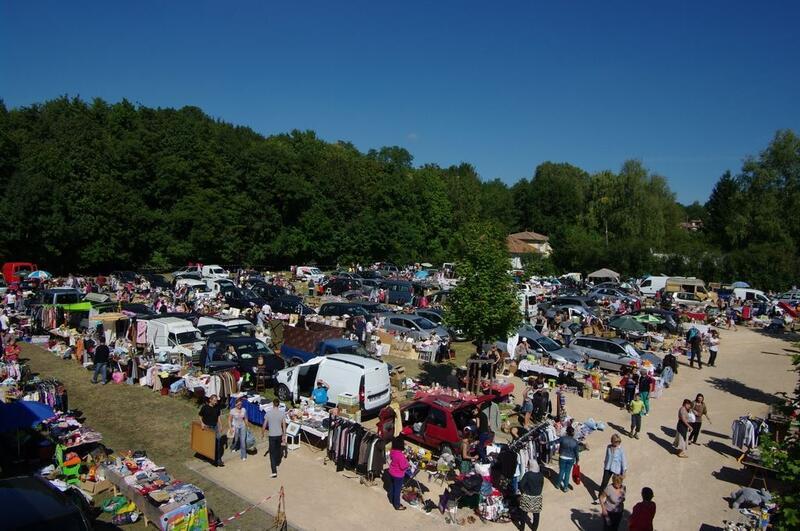 Brocante vide-grenier