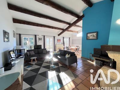 Maison - 195 m² - 8 pièces