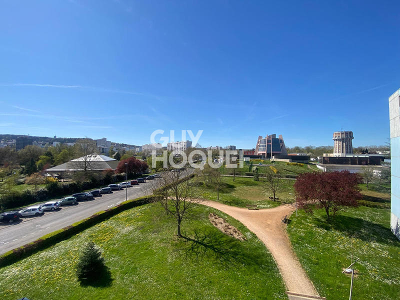 Appartement - 118 m² - 6 pièces