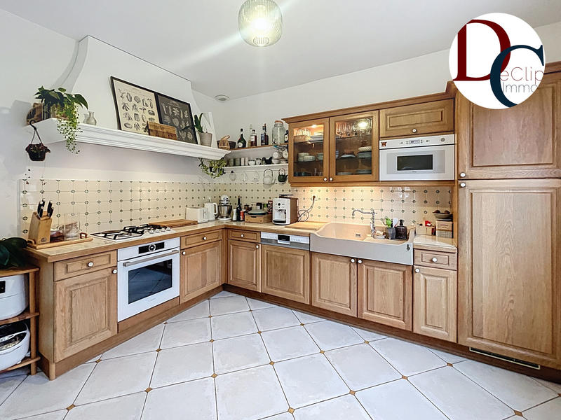 Appartement - 108 m² - 4 pièces