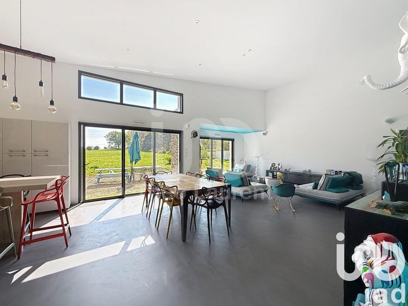 Maison - 165 m² - 7 pièces