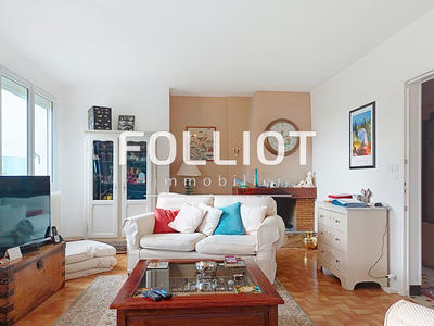 Maison - 136 m² - 6 pièces