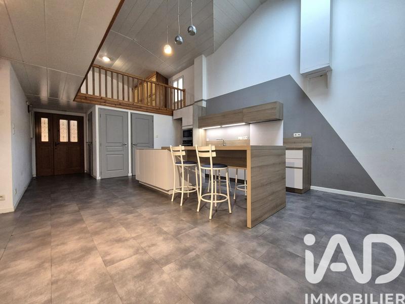 Maison - 231 m² - 8 pièces