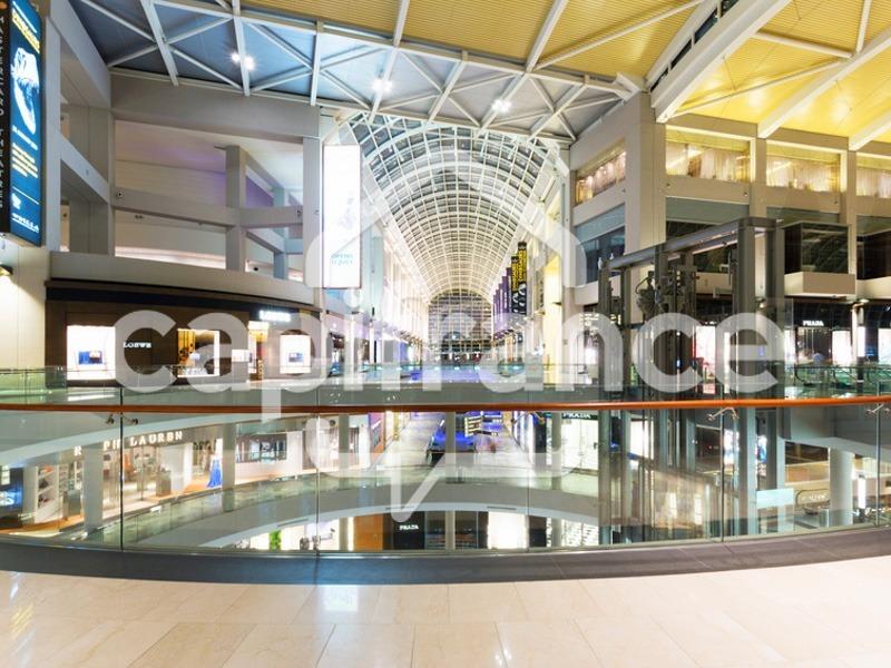 Local commercial - 250 m² - 4 pièces