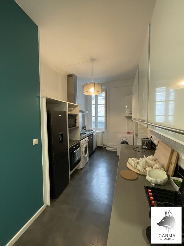 Appartement - 98 m² - 5 pièces