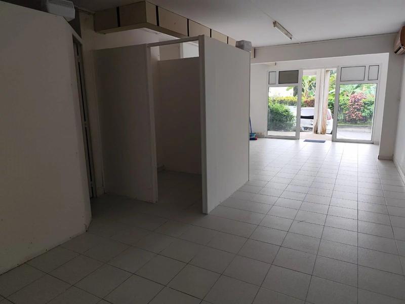 Magasins - 45 m² - 1 pièce