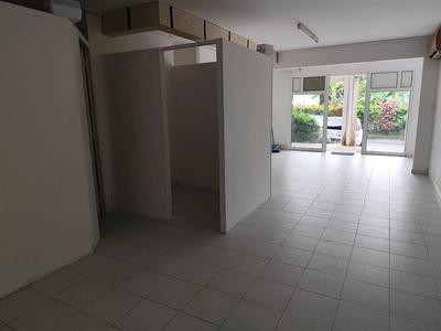 Magasins - 45 m² - 1 pièce