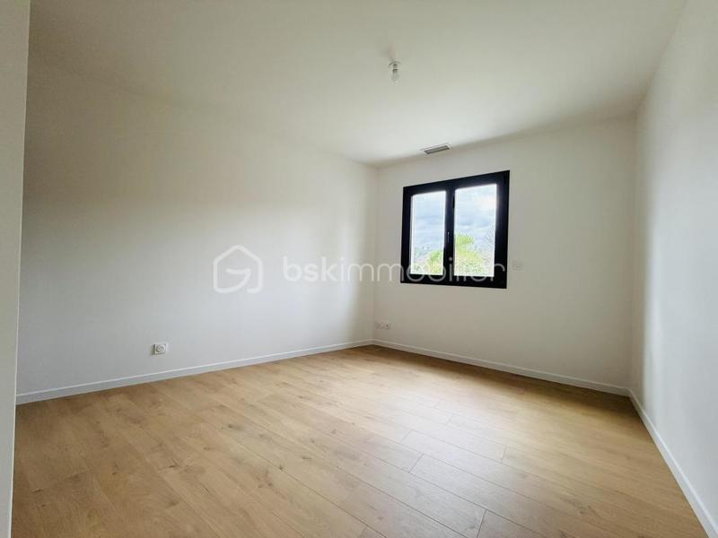 Villa - 96 m² - 5 pièces