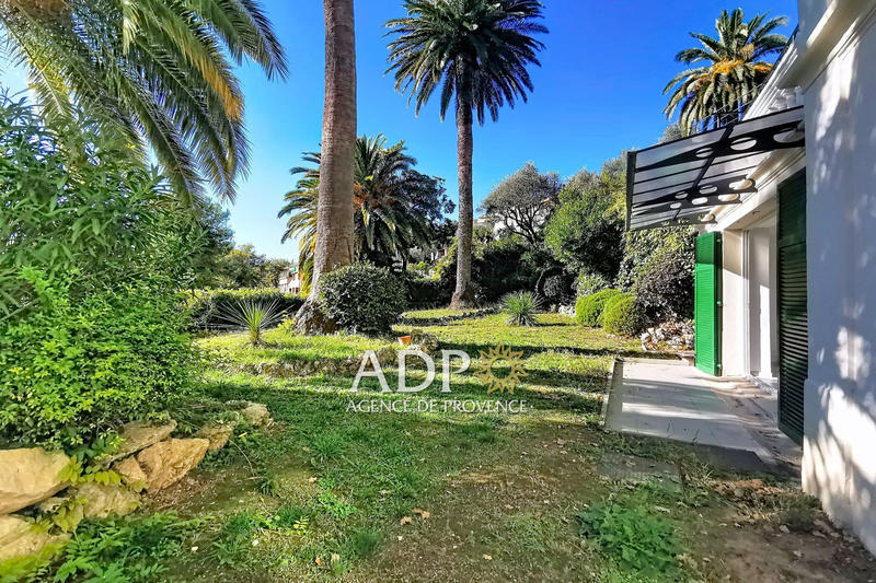 Appartement - 111 m² - 3 pièces