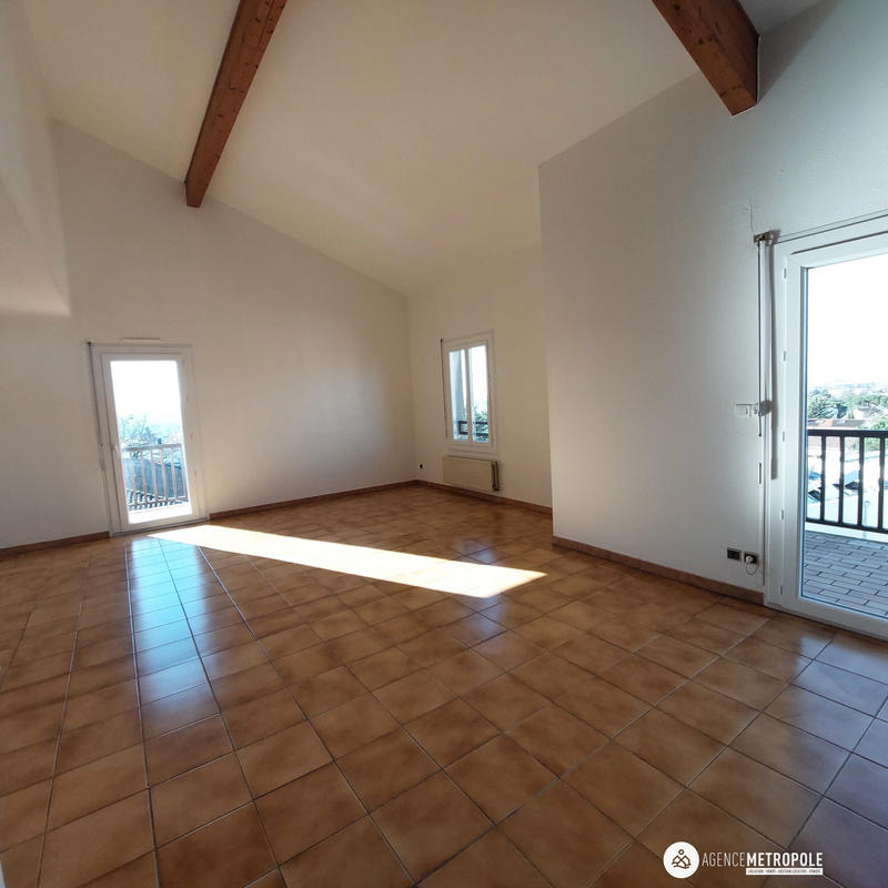 Appartement - 140 m² - 6 pièces