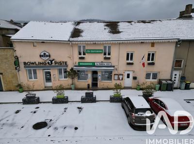 Maison - 435 m² - 4 pièces