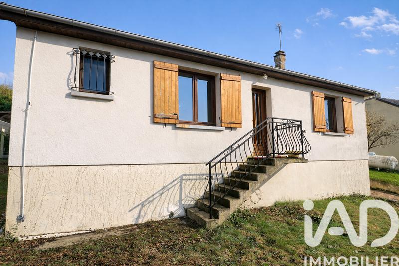 Maison - 99 m² - 5 pièces