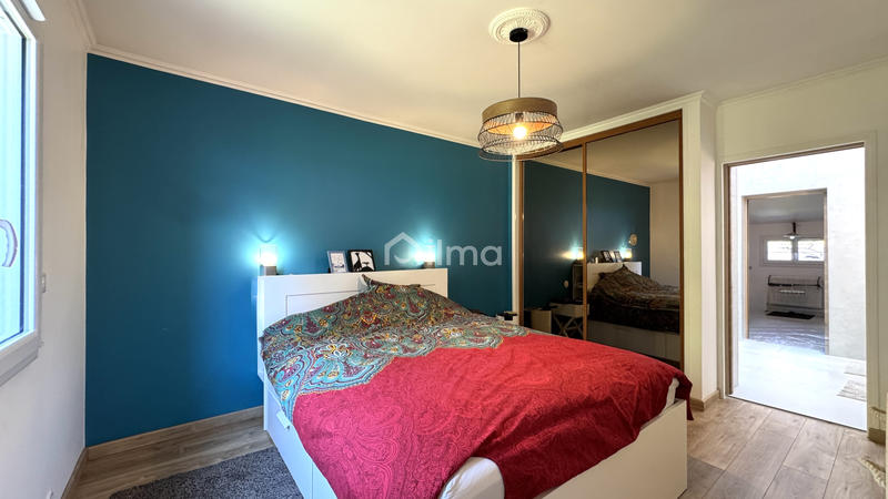 Maison - 202 m² - 6 pièces