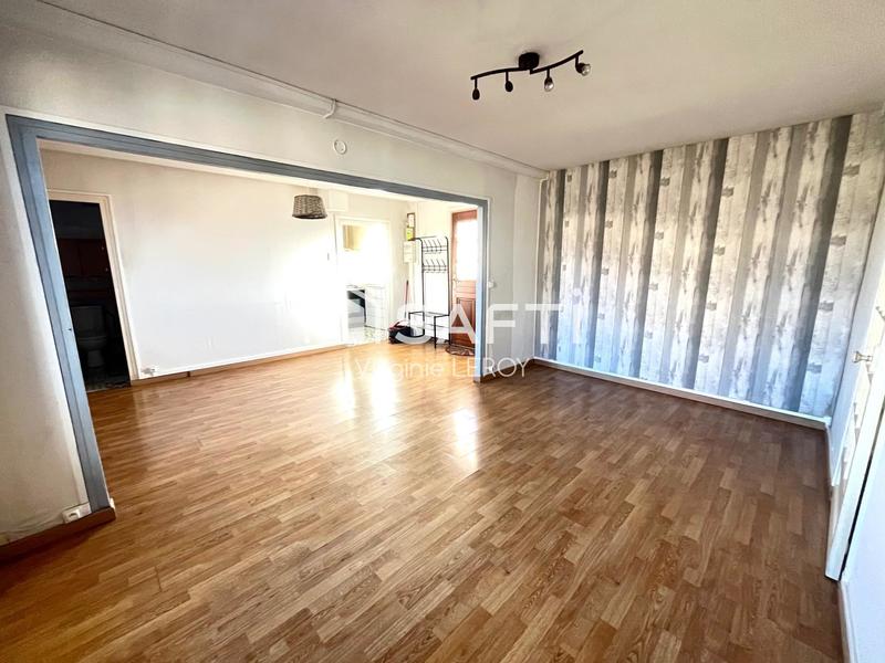 Maison - 128 m² - 7 pièces