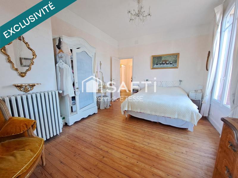 Maison - 165 m² - 7 pièces