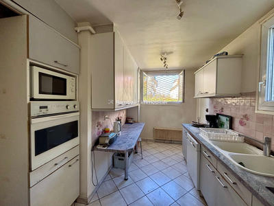 Maison - 195 m² - 7 pièces