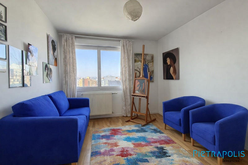 Appartement - 125 m² - 5 pièces