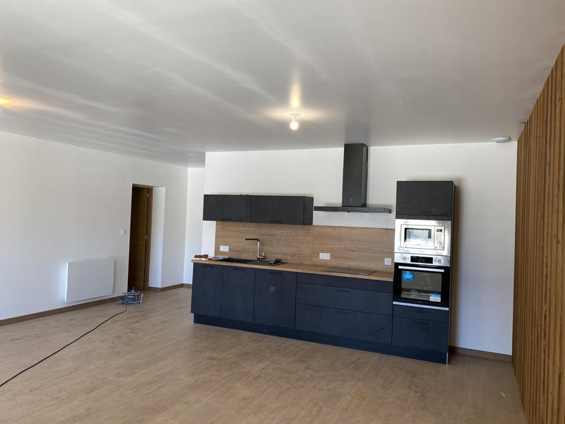 Appartement - 75 m² - 3 pièces