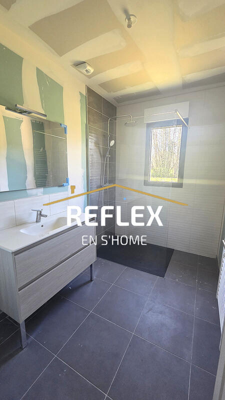 Maison - 98 m² - 5 pièces