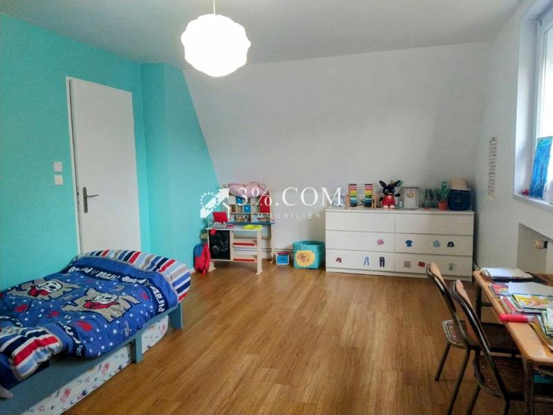 Maison - 217 m² - 7 pièces