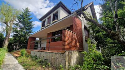 Maison - 110 m² - 4 pièces