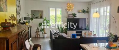 Maison - 110 m² - 4 pièces