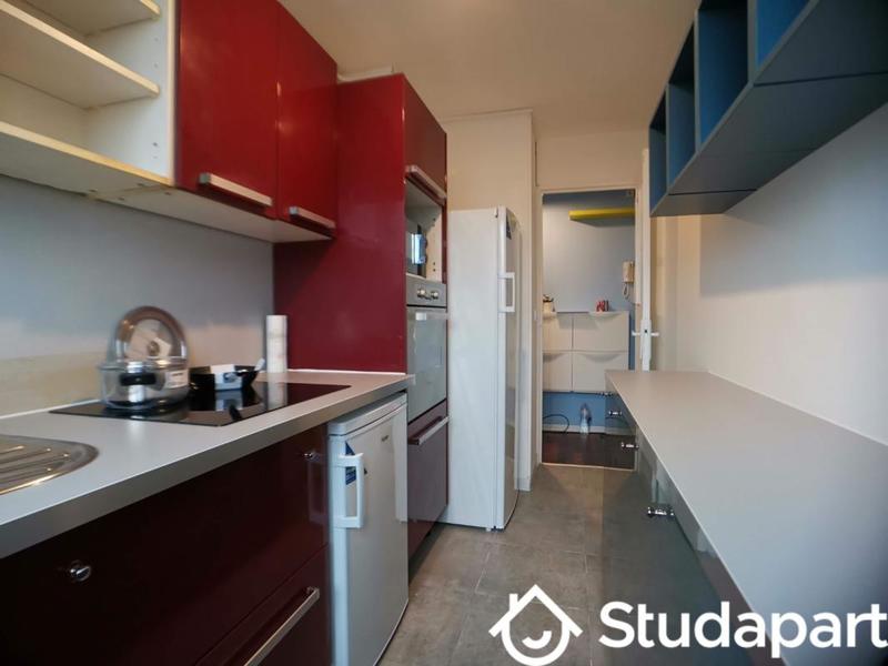 Chambre - 11 m² - 1 pièce