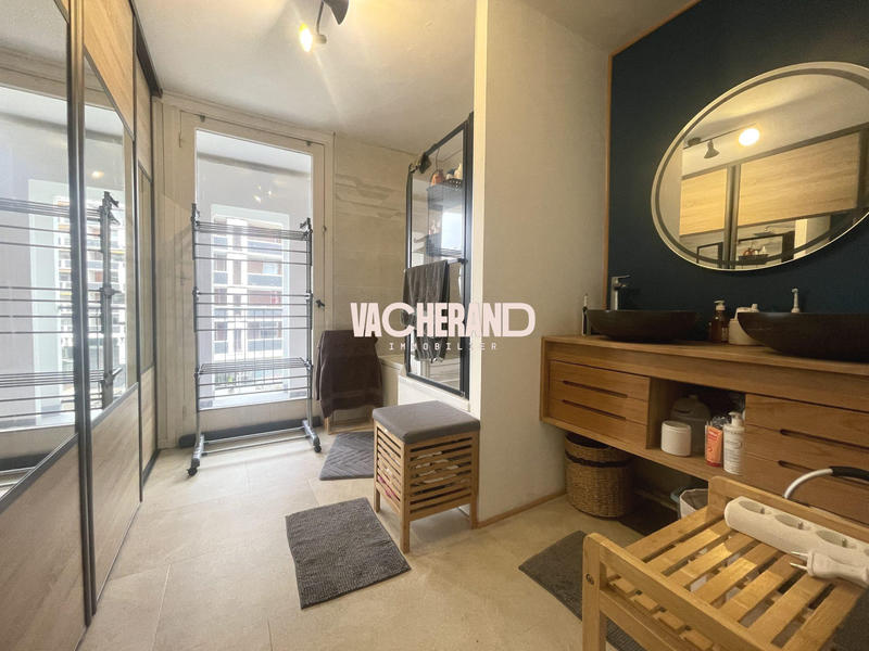 Appartement - 95 m² - 5 pièces